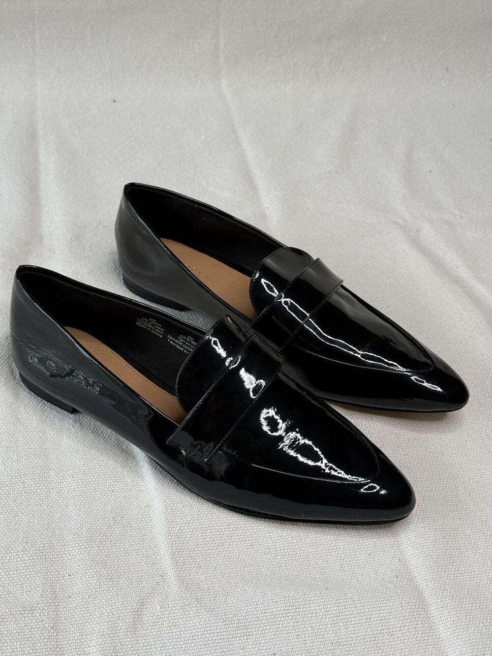 Halogen Hacamille Lea 8M black patent leather Pointed Toe loafers Slip On Flats